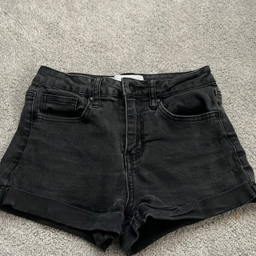 Black tillys jean shorts